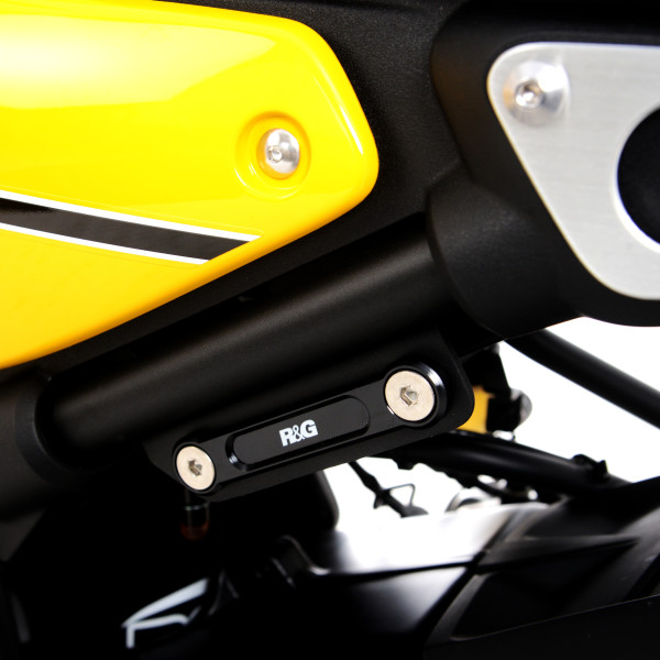 R&G Rear Foot Rest Blanking Plate for KTM RC 390/ RC 200/ RC 125 '22- & Yamaha XSR-125 '21- & Lexmoto LXR (SE) '21- (LHS)